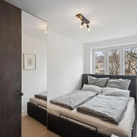Modern And Stylish In Apartment Augsburg